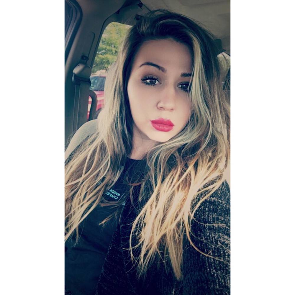 Meet your Posher, Sydnee